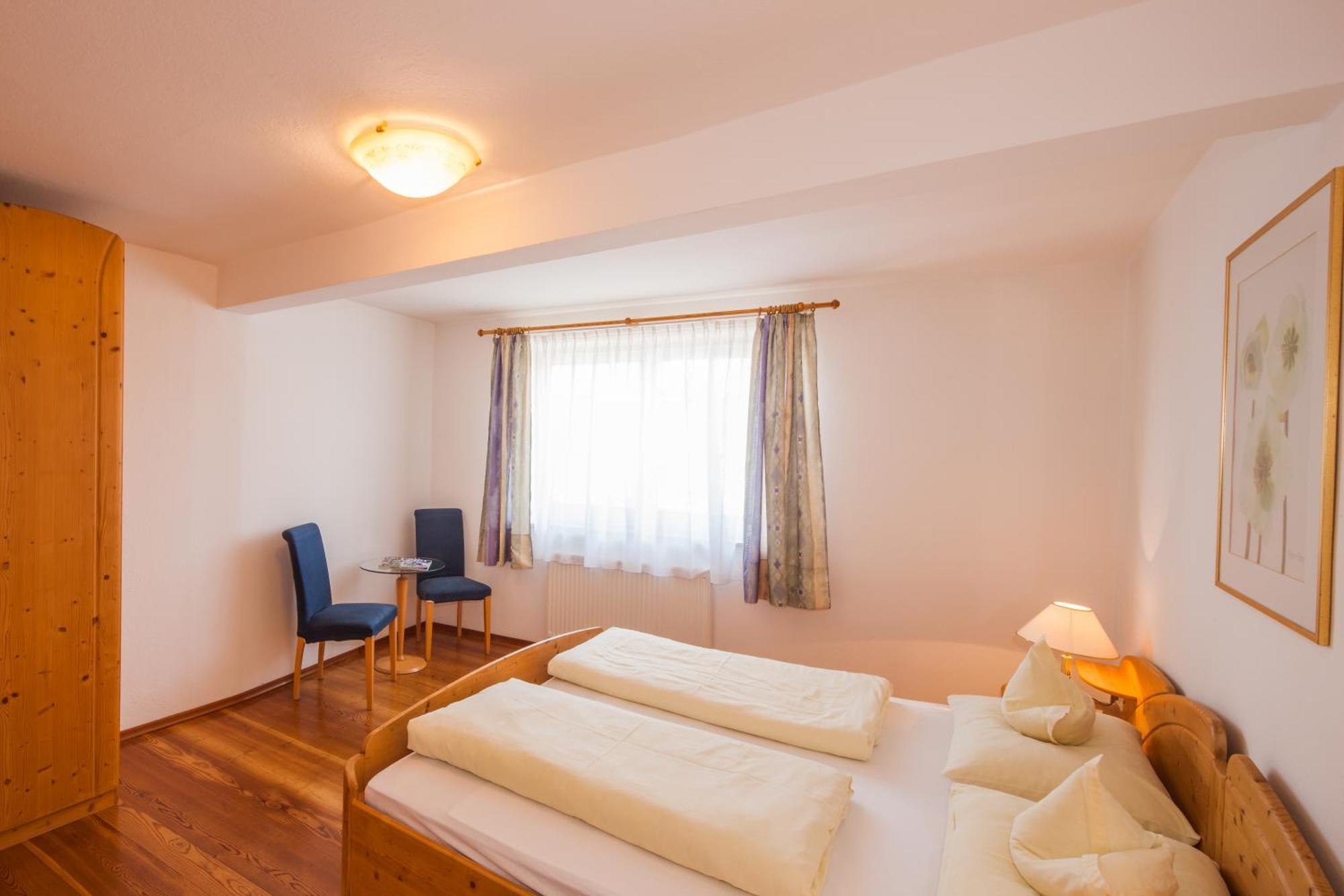 Appartements Kirchtalhof Лана Екстериор снимка