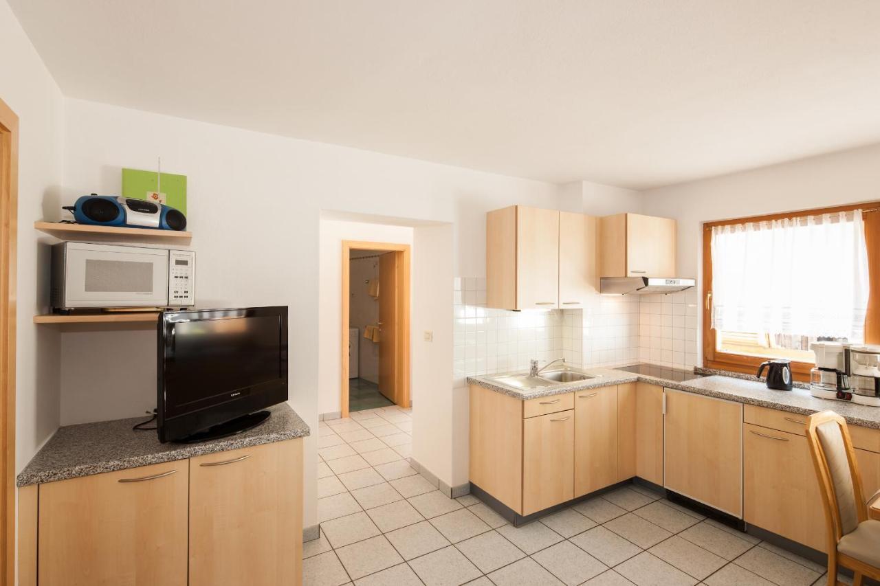 Appartements Kirchtalhof Лана Екстериор снимка